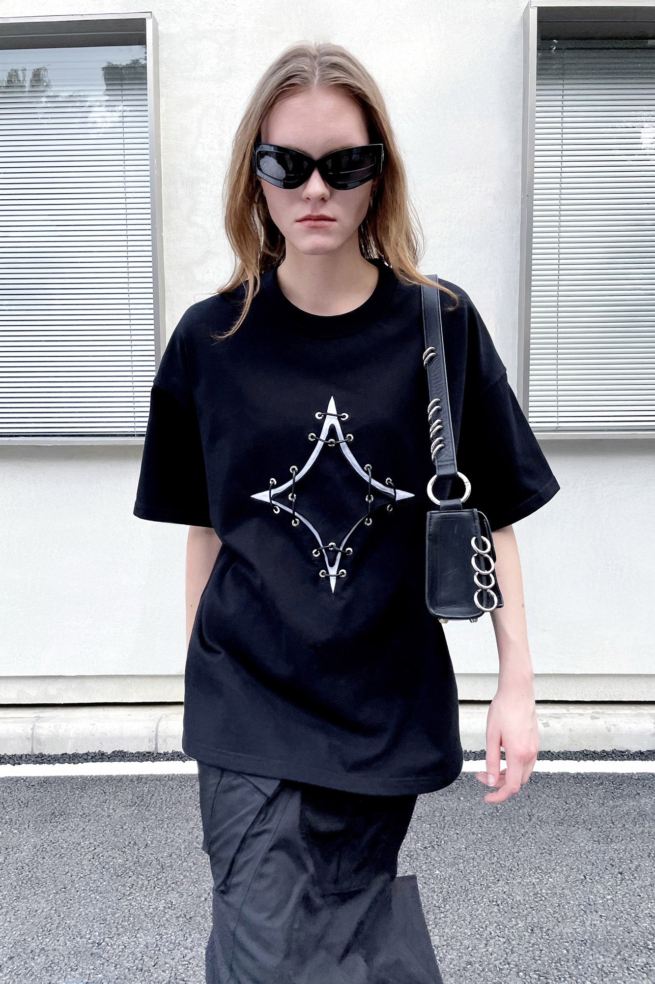 Meteor deconstruction contrasting color T-shirt – Annakiki