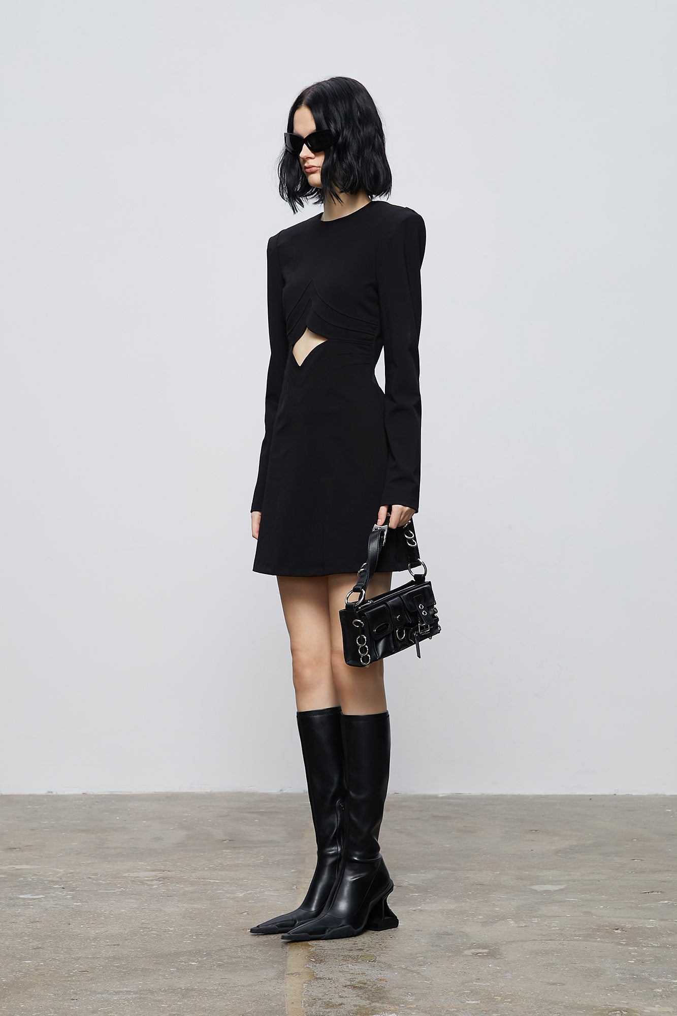 Four-pointed star-cut dress