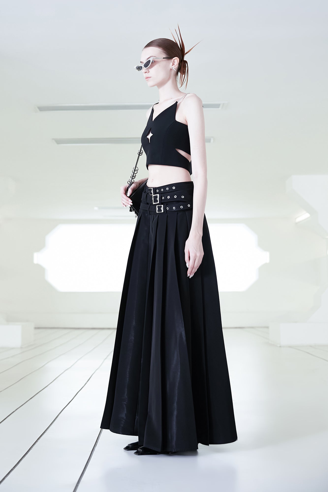 Belt fission pleated overskirt