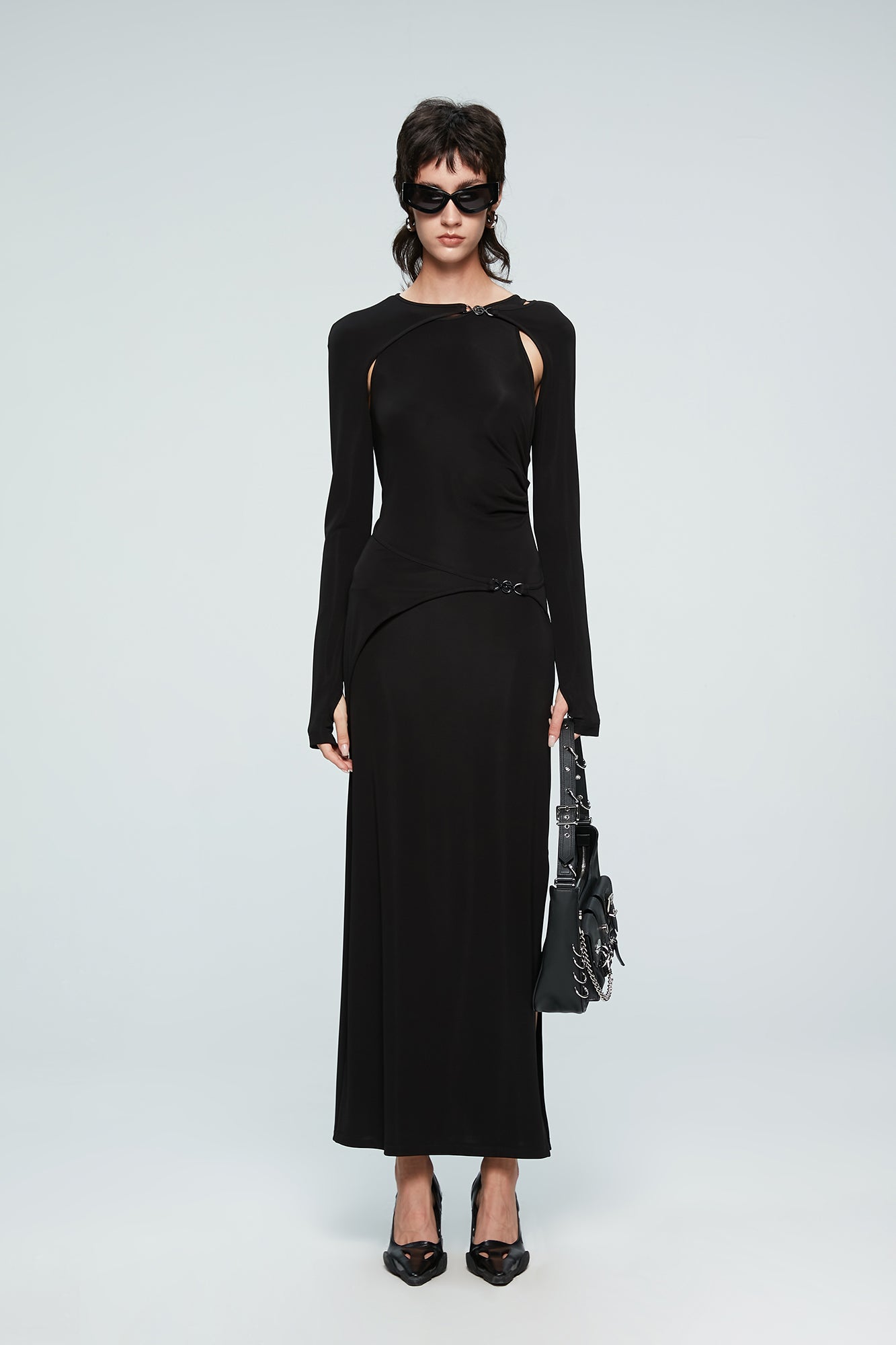 Deconstruction of four-star split dress