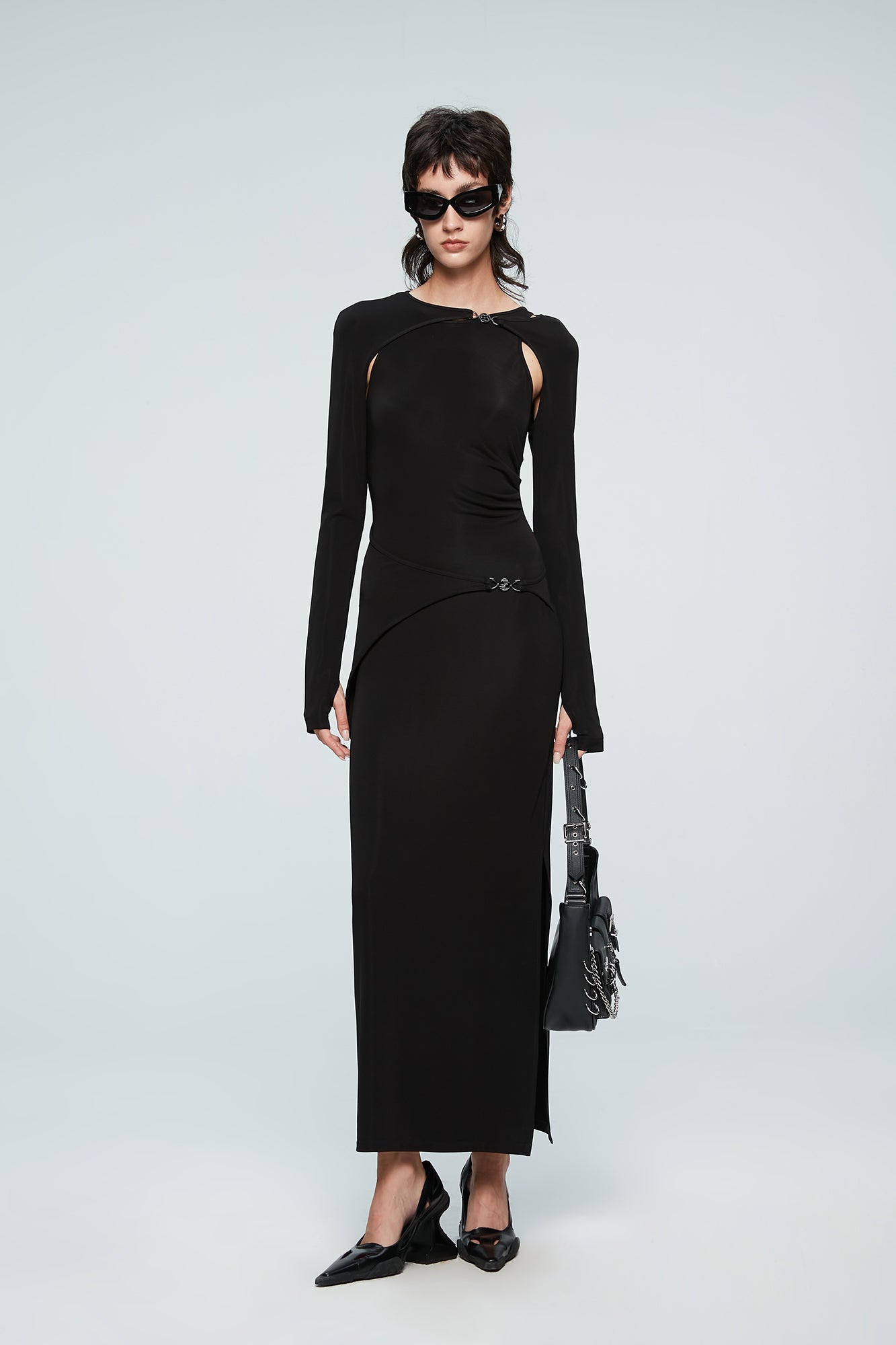 Deconstruction of four-star split dress