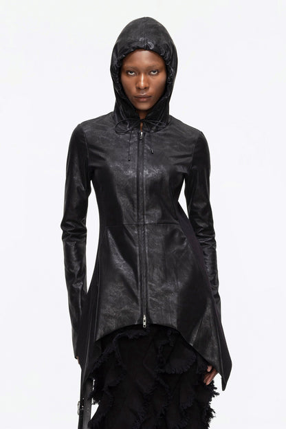 Star-shaped hem jacket