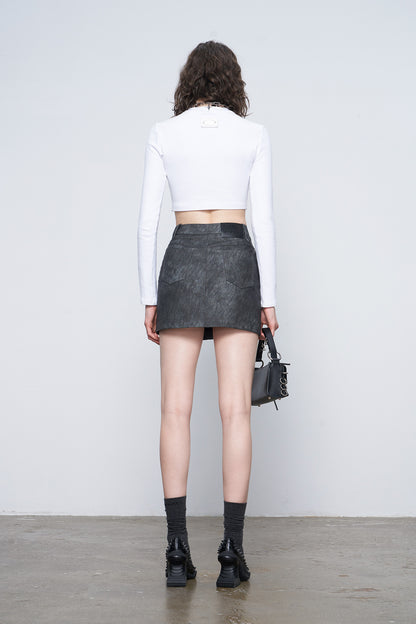 Irregular pocket leather skirt