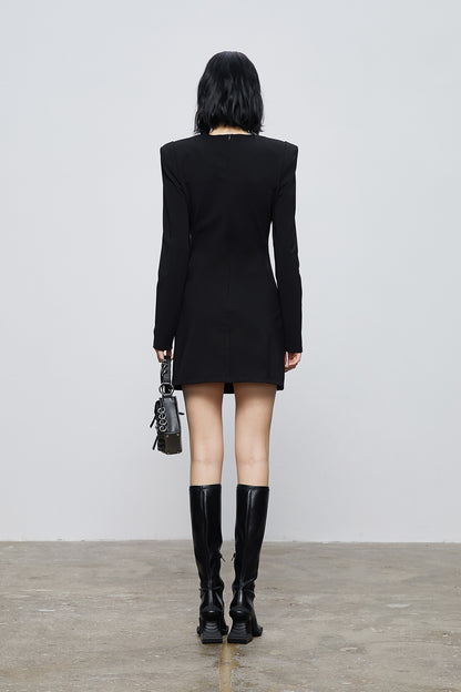 Four-pointed star-cut dress