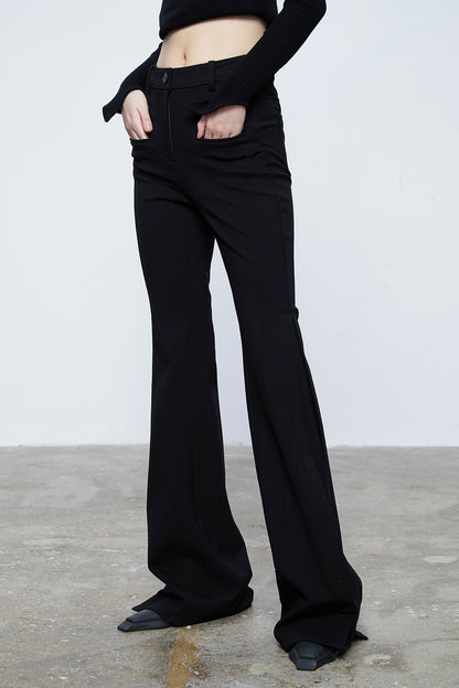 Side pleated slim flared trousers