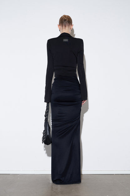 Overskirt in acetic acid fold