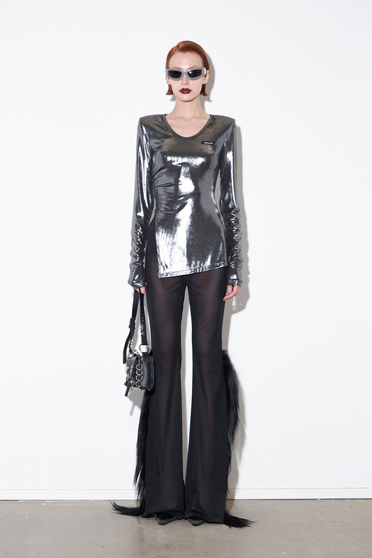 Pinch pleated slanted slit top