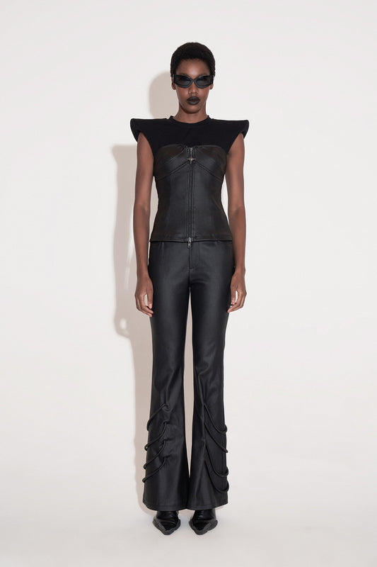 Shoulder lifting structure segmented top