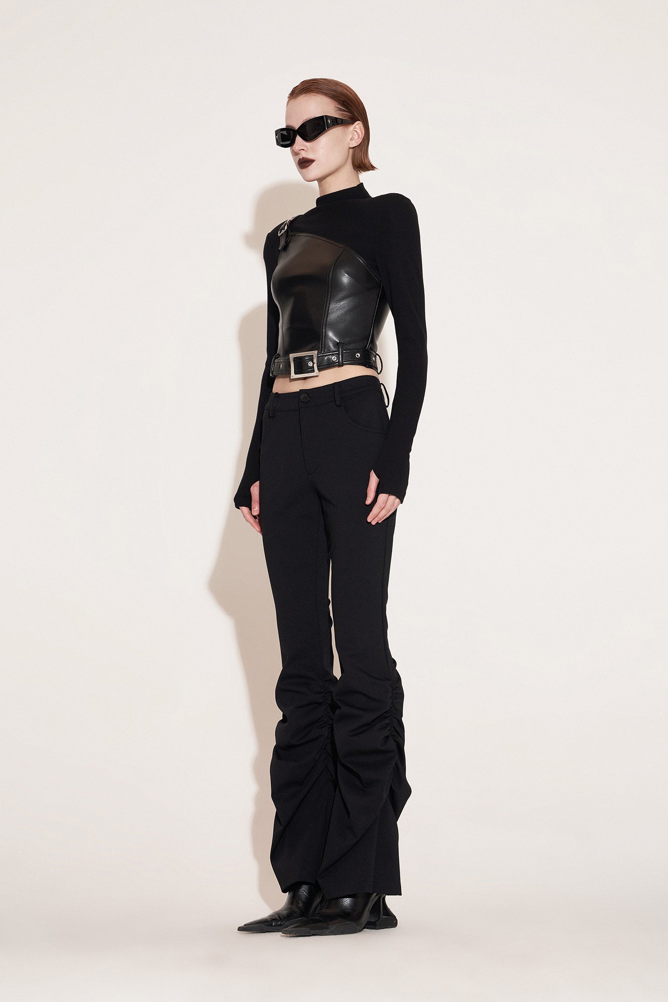 Japanese style buckle splicing top