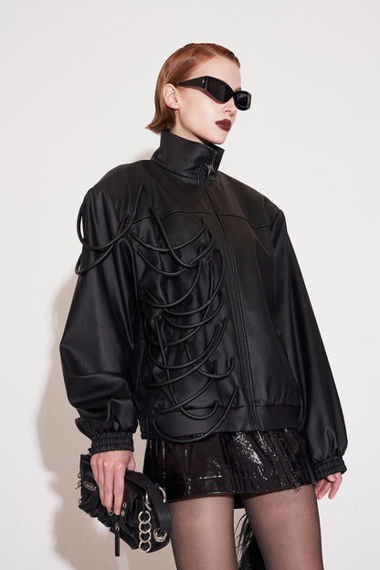 Rope jumper with wide shoulders