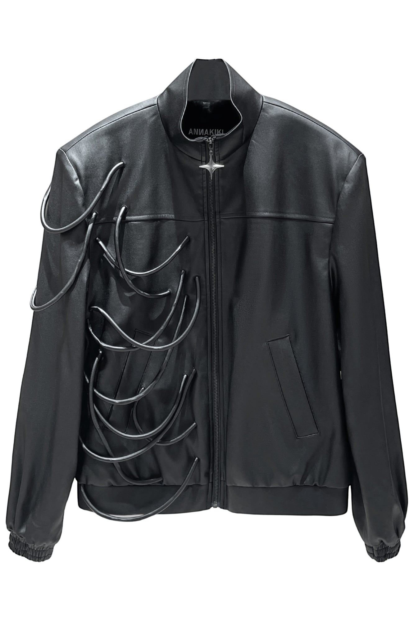 Rope jumper with wide shoulders