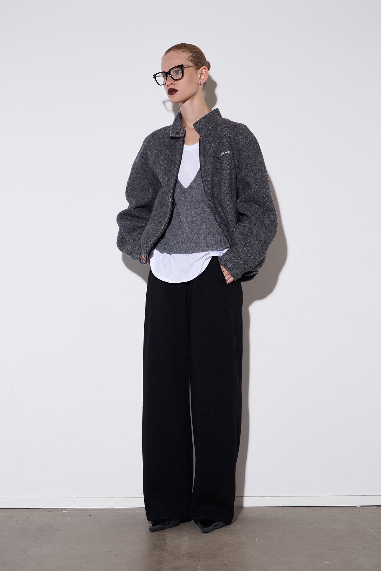 Leather waist stitching sanded trousers