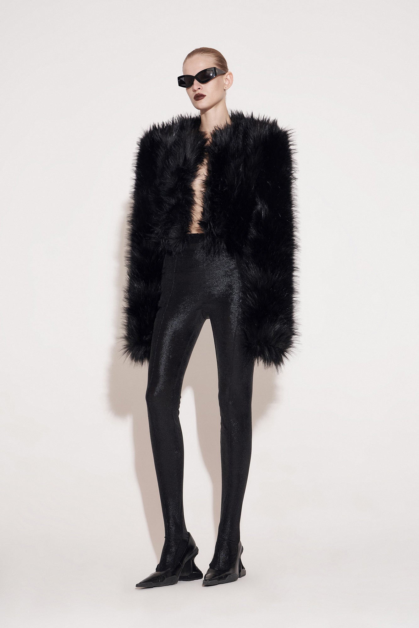 Baggy coat with sloping shoulders in eco-friendly fur