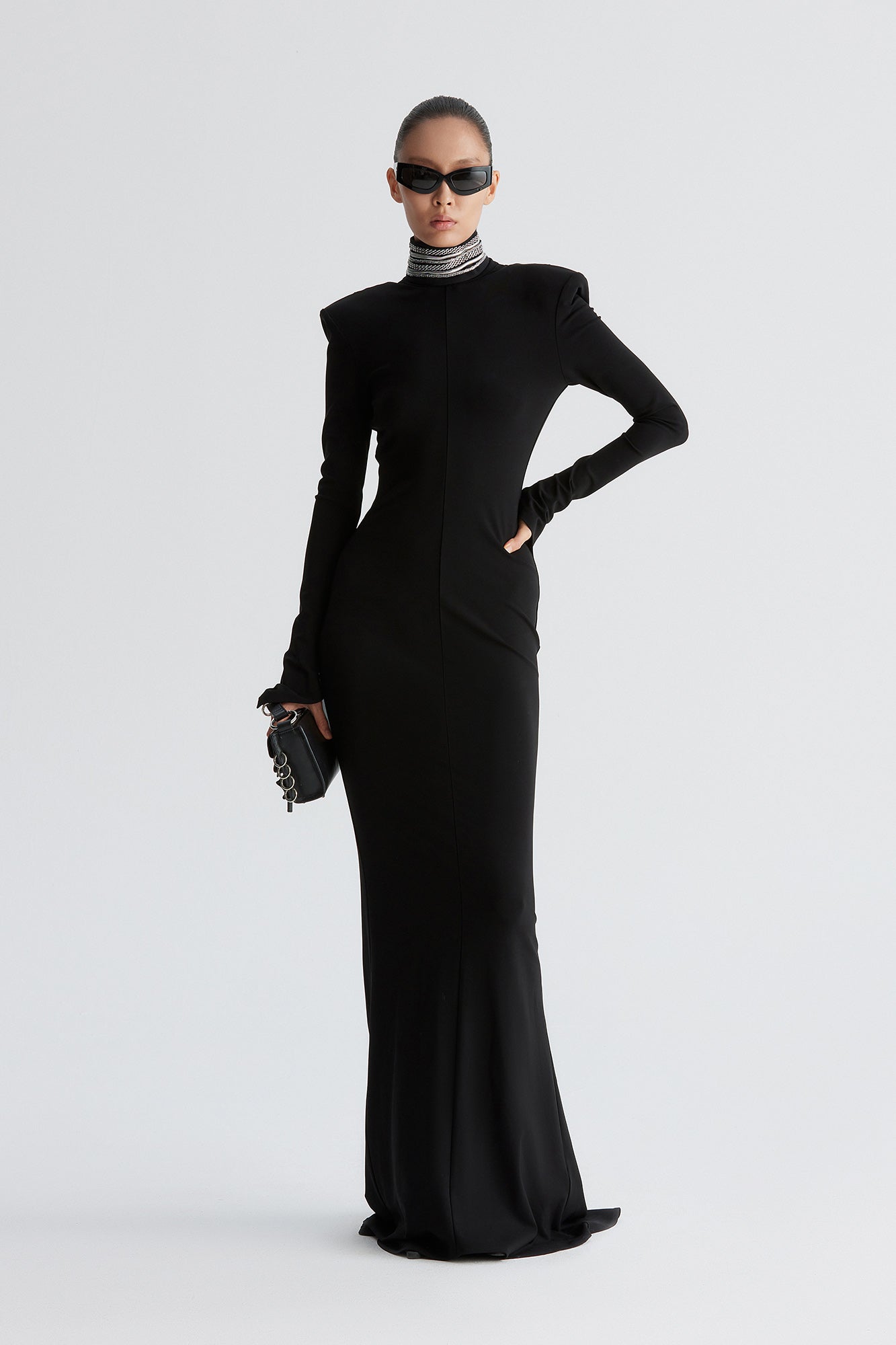 Four-pointed star sleeve chain dress